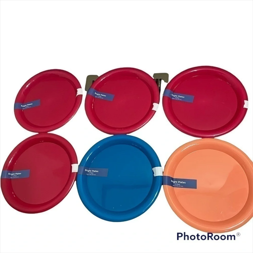 24 Plastic Reusable Plates NEW Picnic Camping Peach Blue Pink